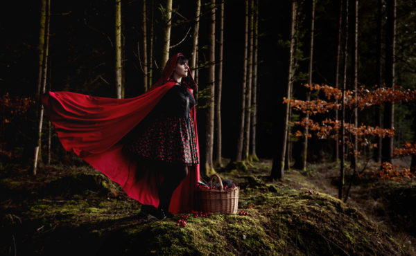 Cape - Chaperon rouge - Chloé Guyot couturière